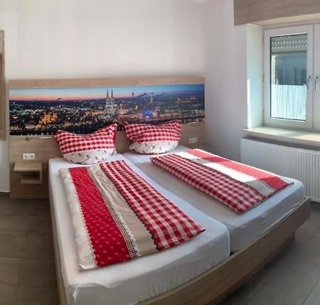Abtei Apartment Brauweiler プルハイム エクステリア 写真